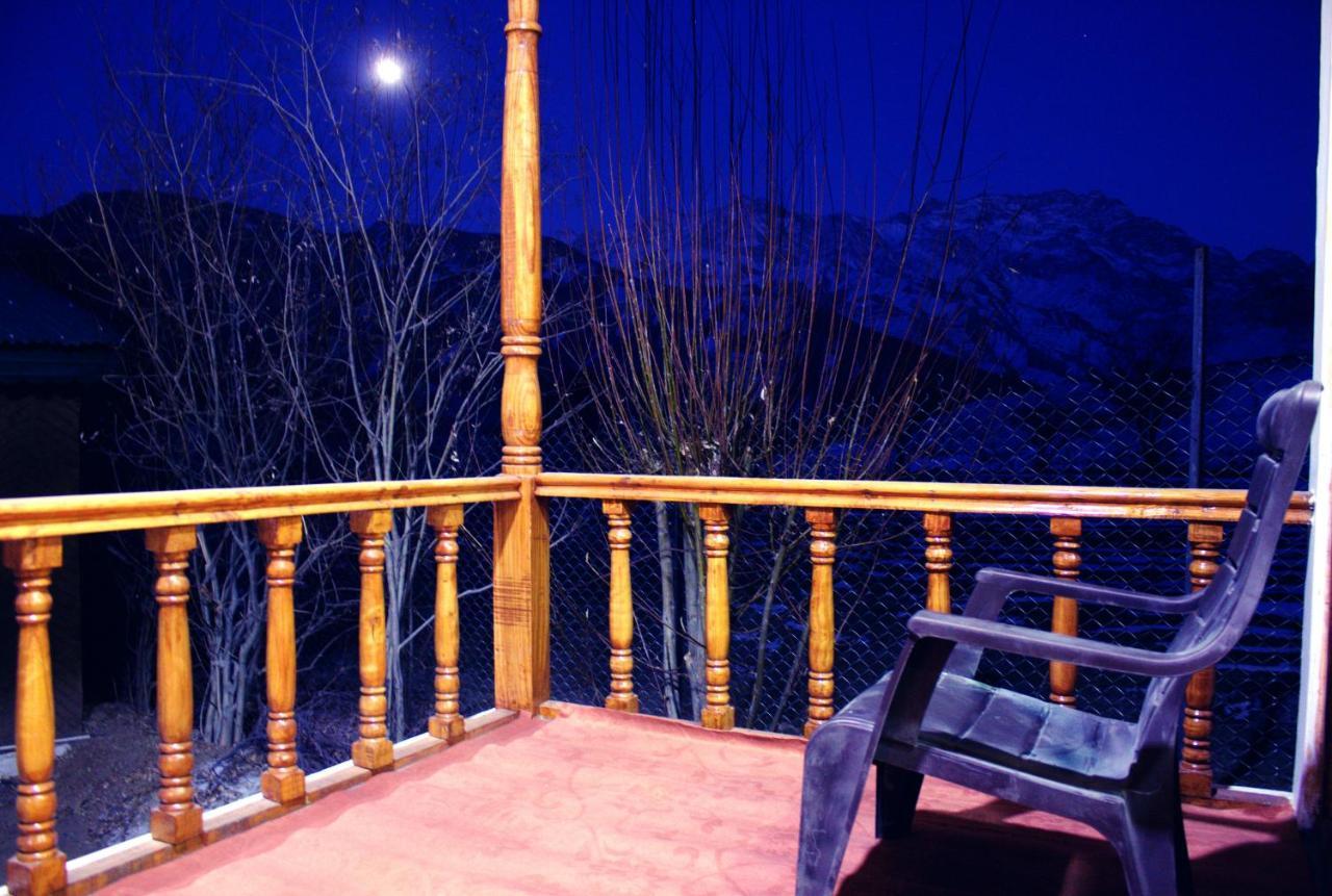 Rangyul Resort Kargil Buitenkant foto